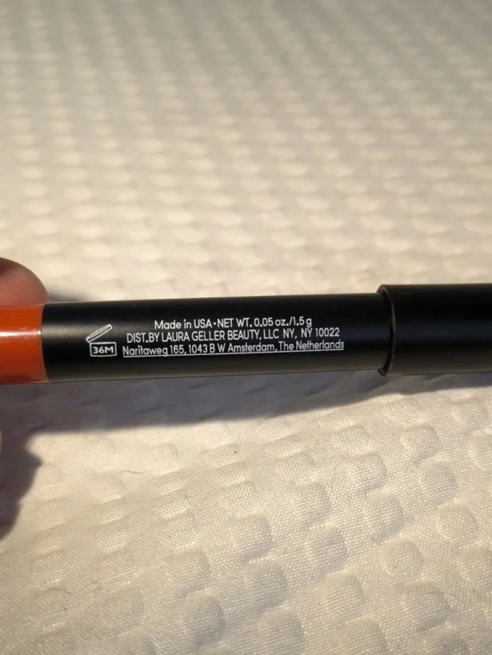 Laura Geller Love Me Matte Lip Crayon - Guava Lust (Warm Orange)